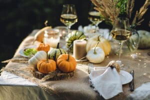 Thanksgiving table decor